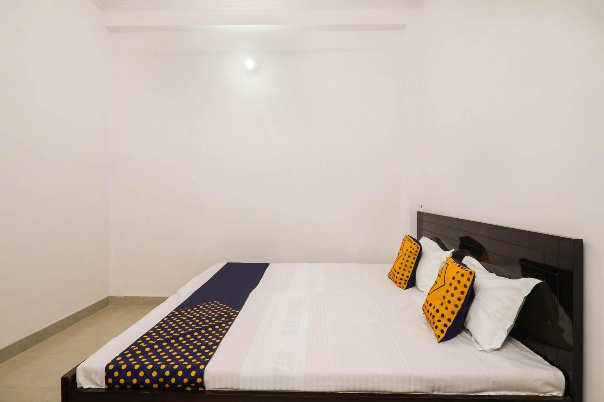 SPOT ON 76421 Kuldeep Inn Bheta Buitenkant foto